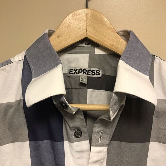 👠Express men’s plaid button down.      Size Large - Picture 3 of 6